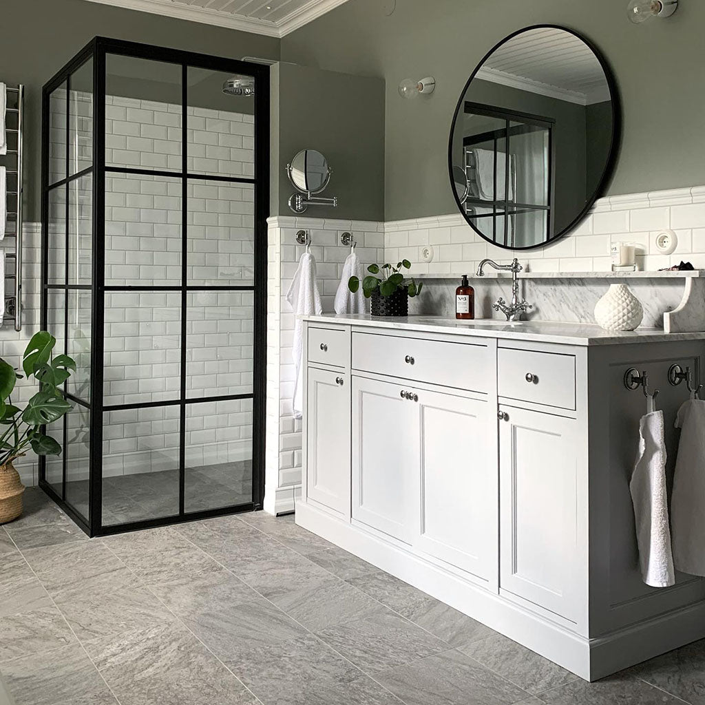 Overhylde til Agnes stor kommode