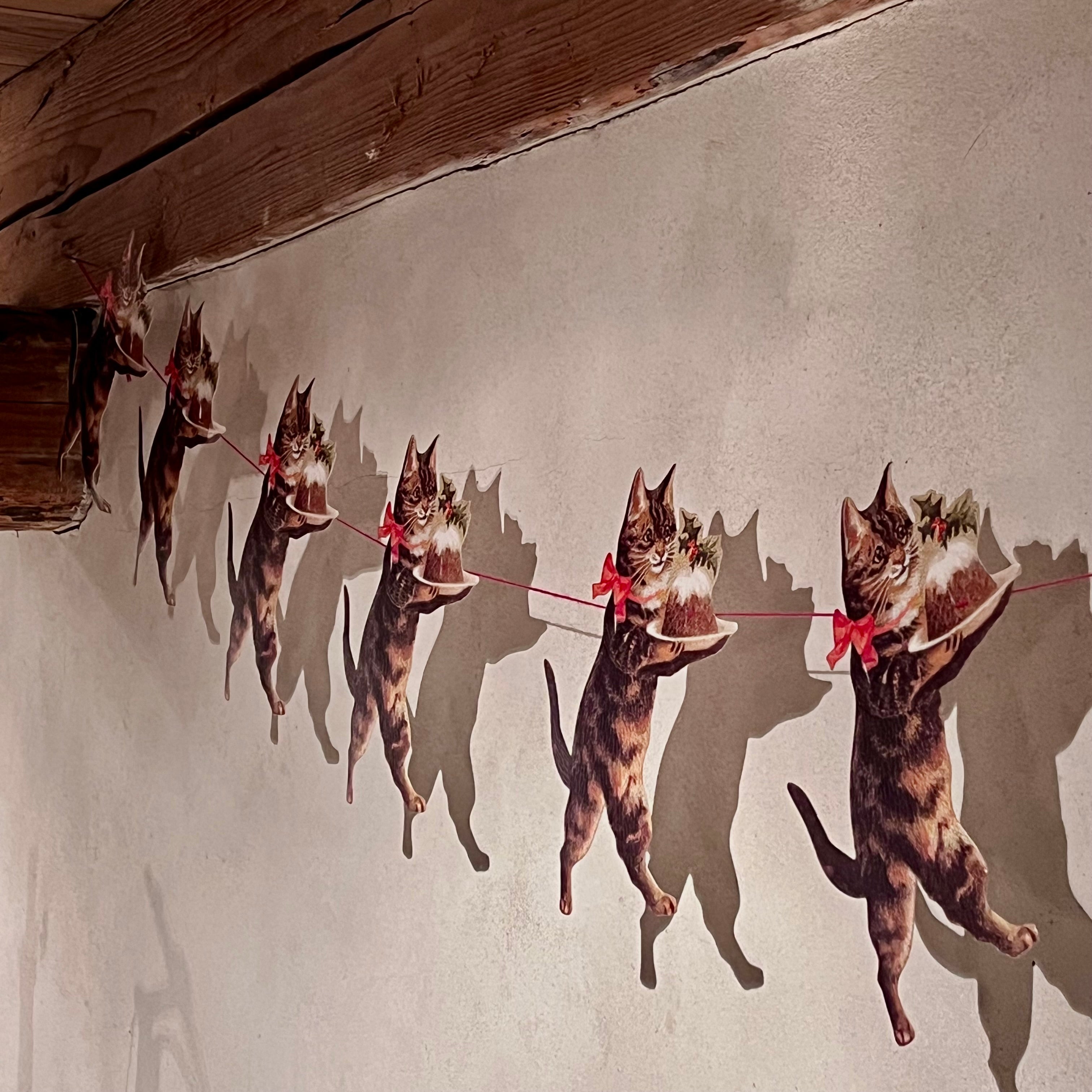 Gammeldags juleguirlande kat