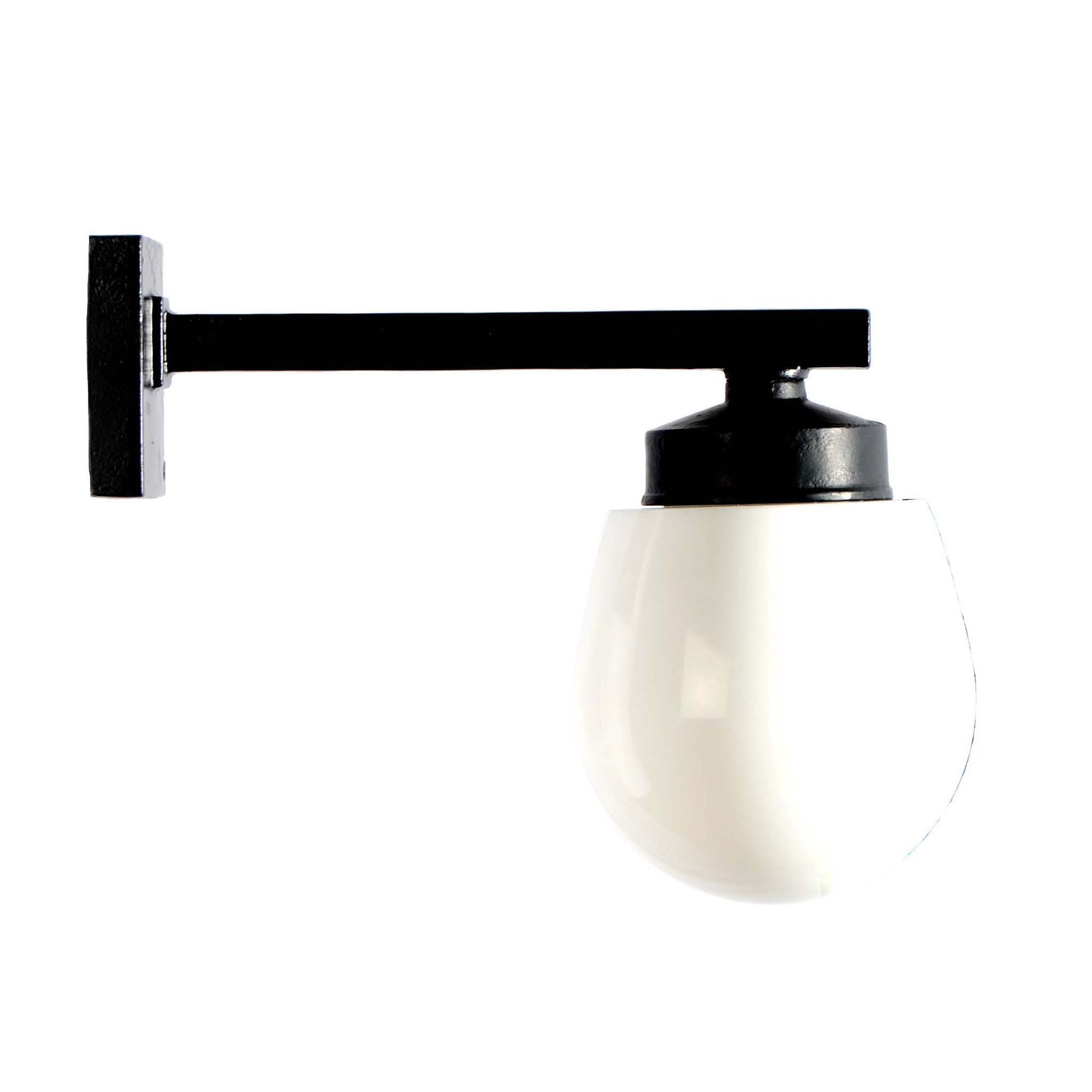 Funkis Støbejern Pære Opal Kulturbelysning