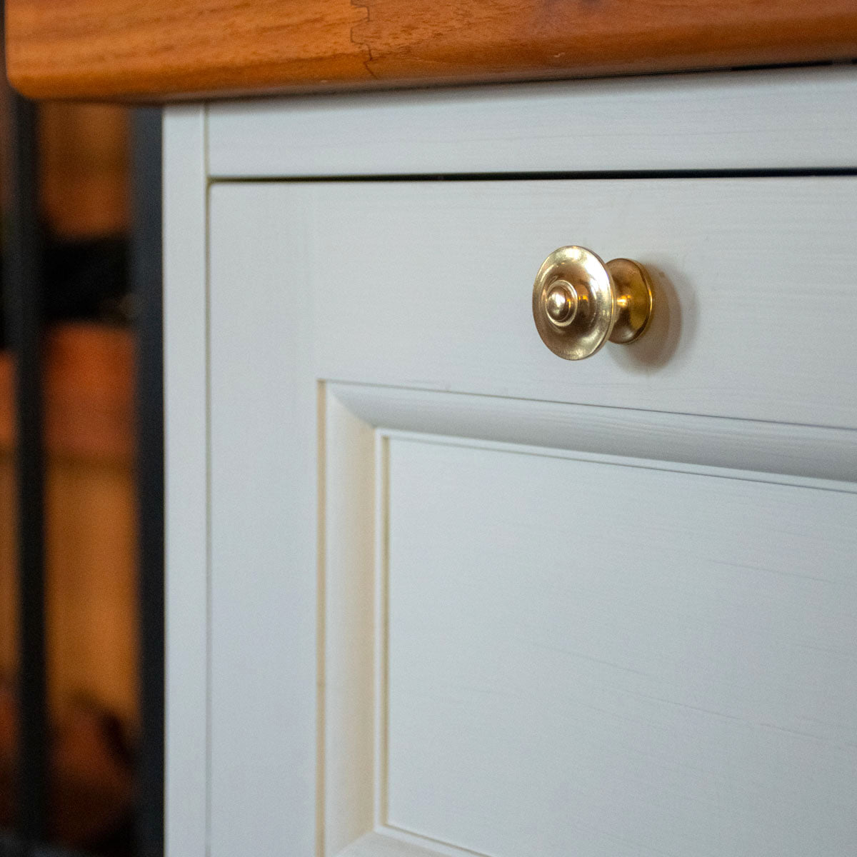 Lille knop i messing Slogstorp