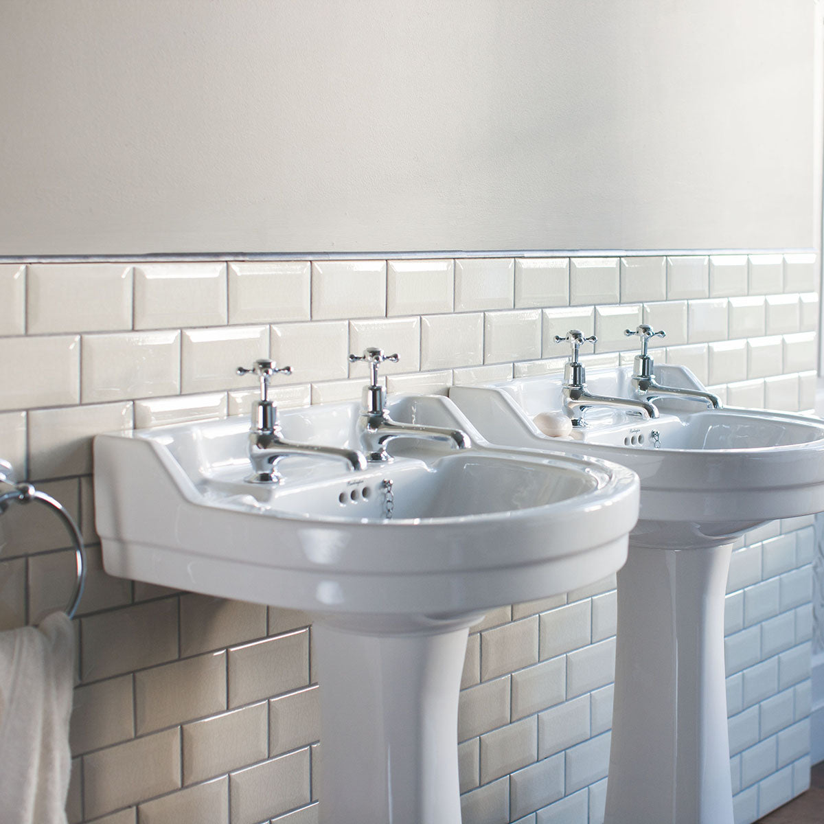 Burlington Afrundet Edwardian Håndvask m/piedestal 56 cm