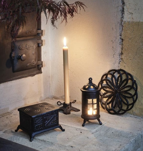 Kamin för värmeljus