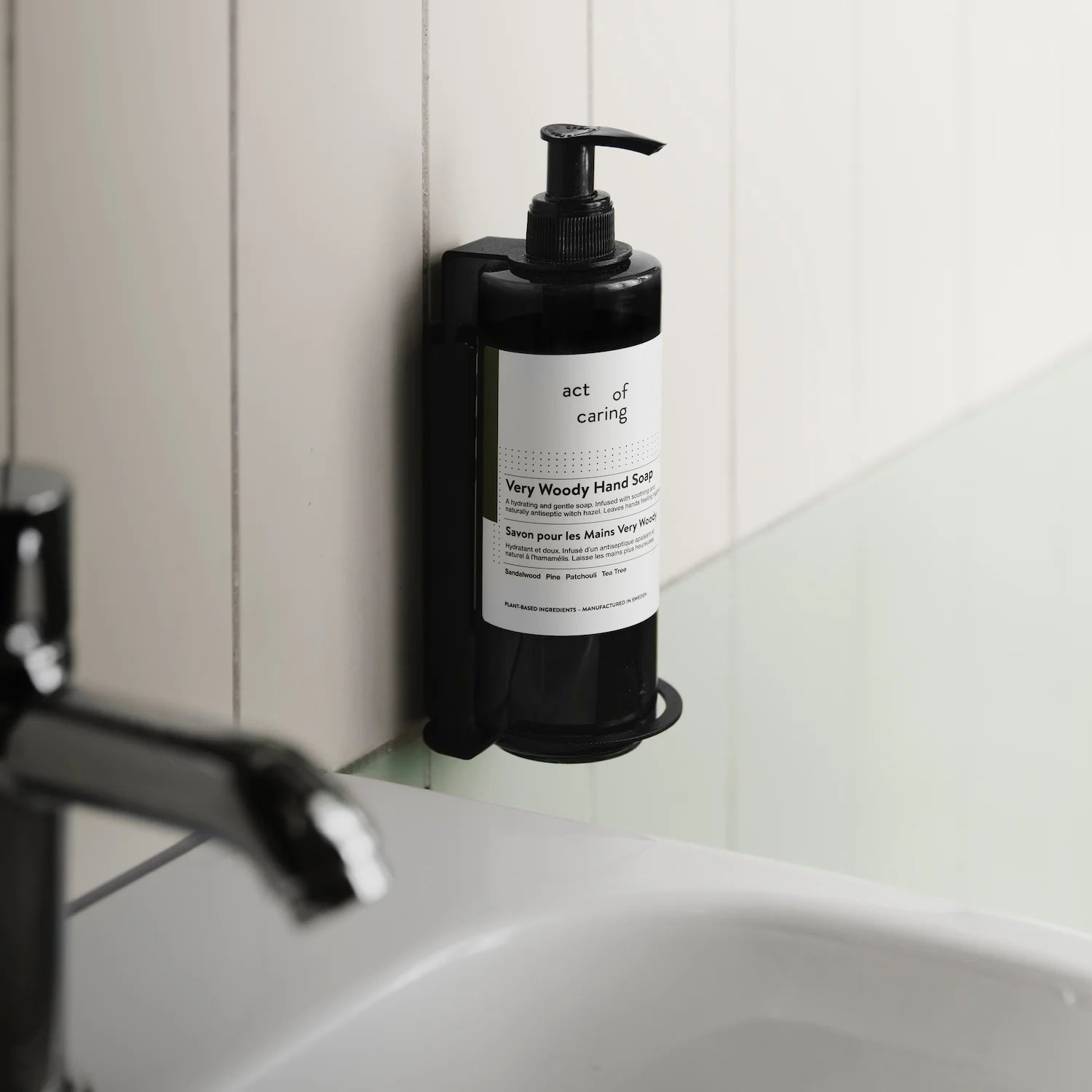 Håndsæbe med Sandeltræ, Fyr, Patchouli & Tea Tree