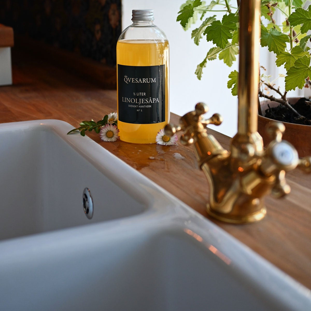 Vask i porcelæn Shaws Classic Dubbelho 800