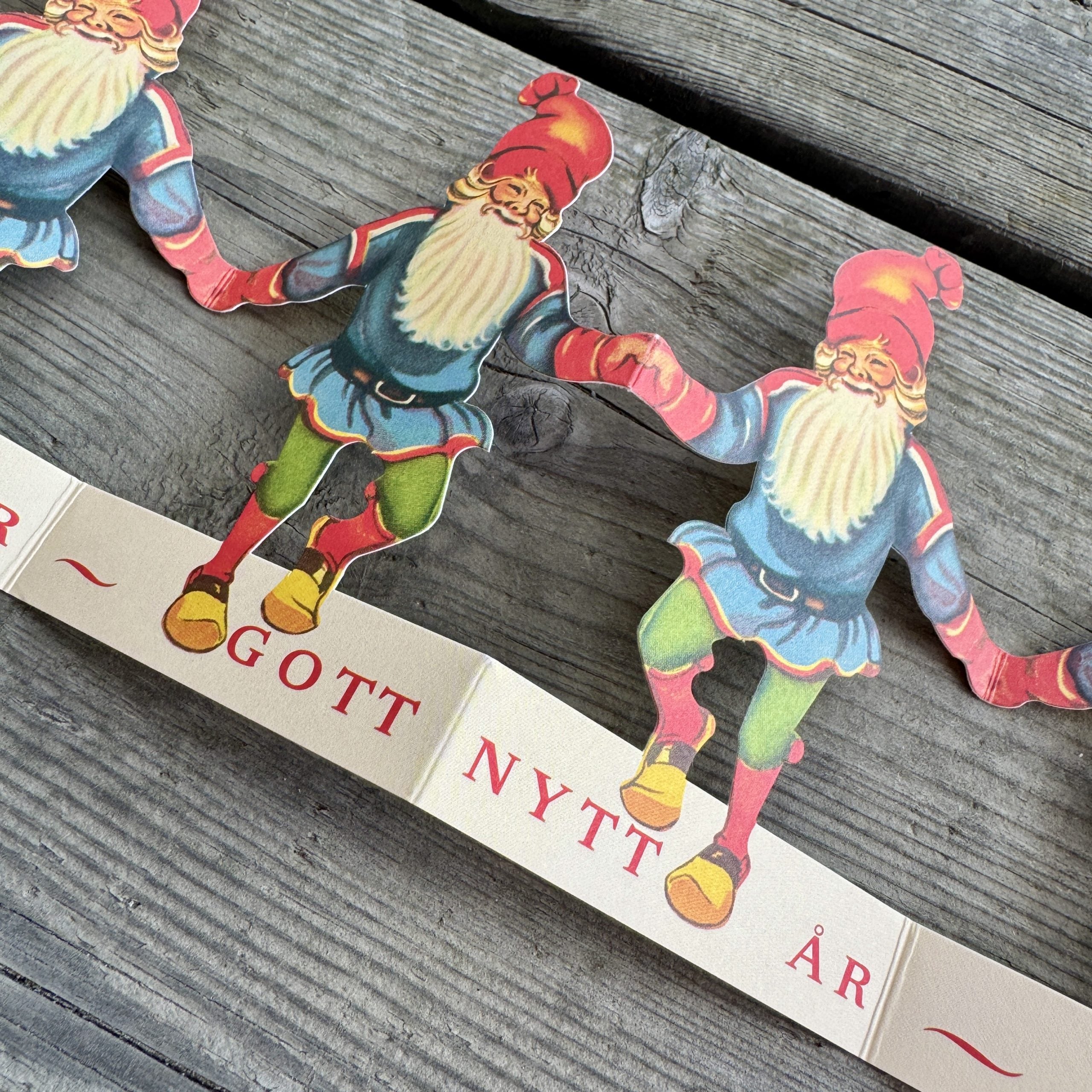 Pappersrad Tomte God Jul