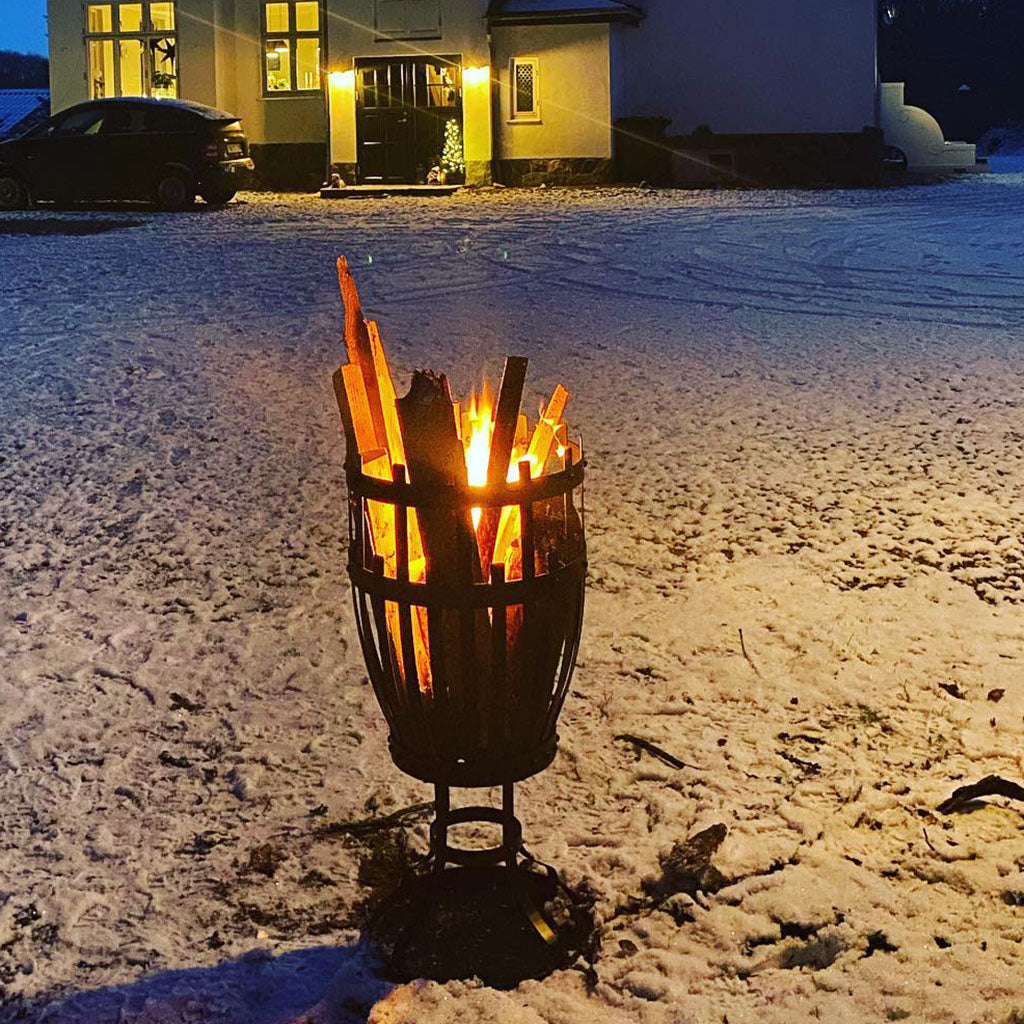Stor smedejerns brandkurv