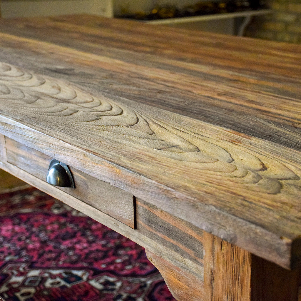 Spisebord drejede ben Elin