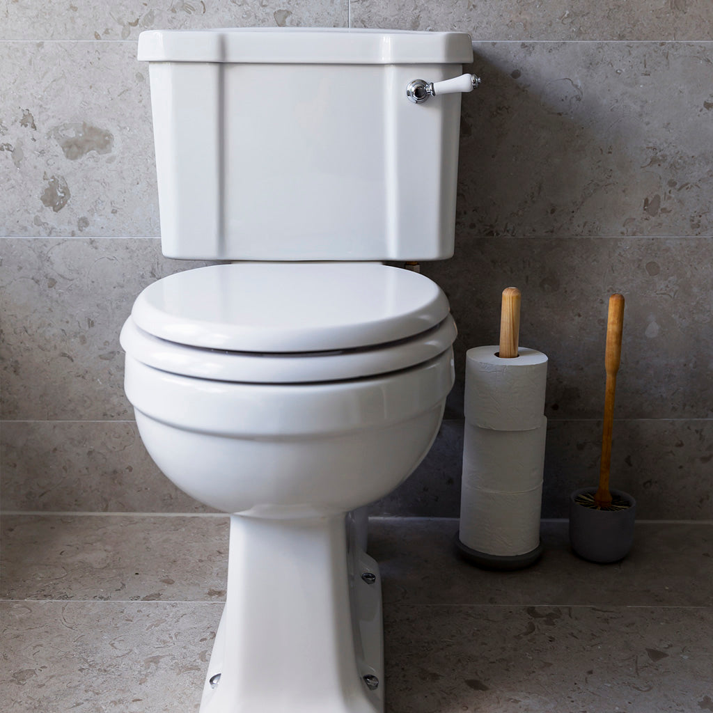 Toiletbørste i olieret birk