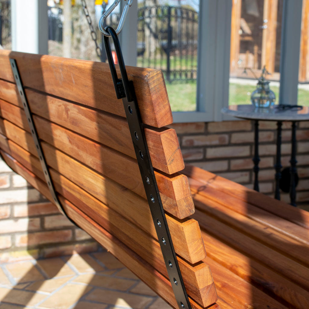 Hängande soffa i teak