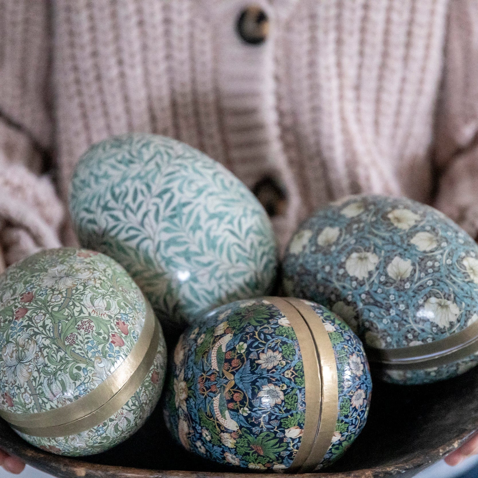 Påskeæg 15 cm William Morris Golden Lily