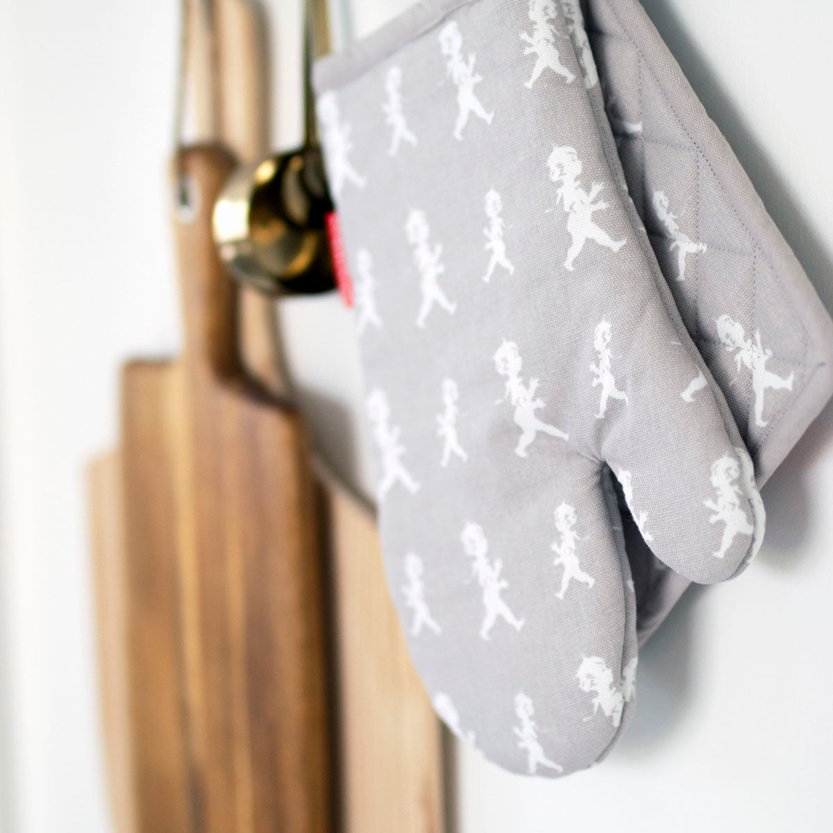 Solstickan grillhandske grå