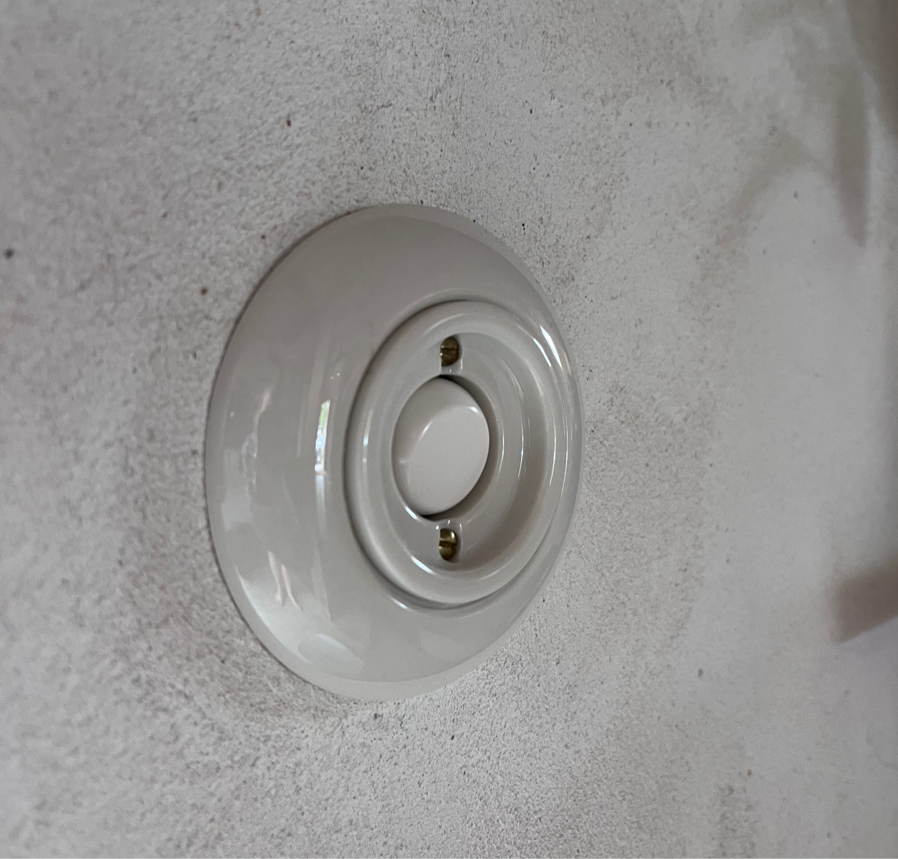 Kontakt Forsænket Hvid Porcelæn