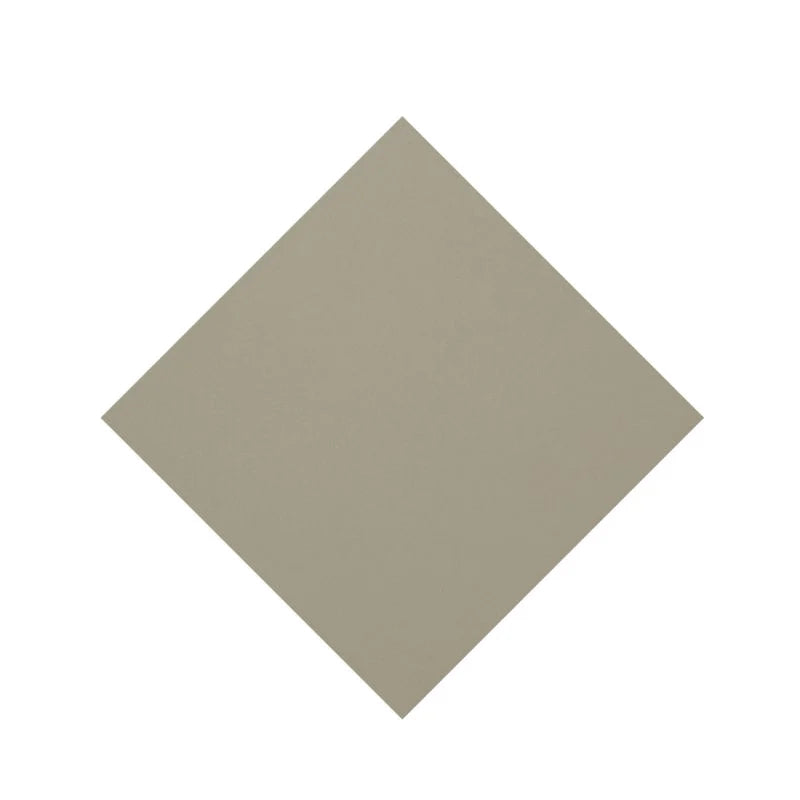 klinker passbit i pale grey som används som kompletteringsplatta till octagon golv