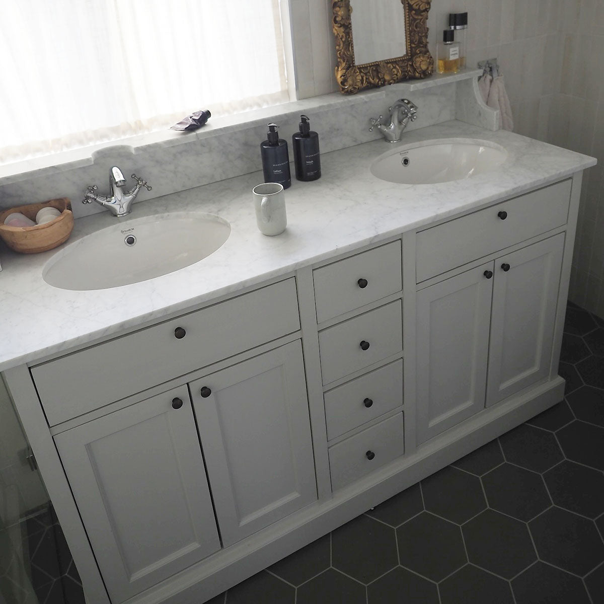 Dobbeltkommode Agnes Antikhvid