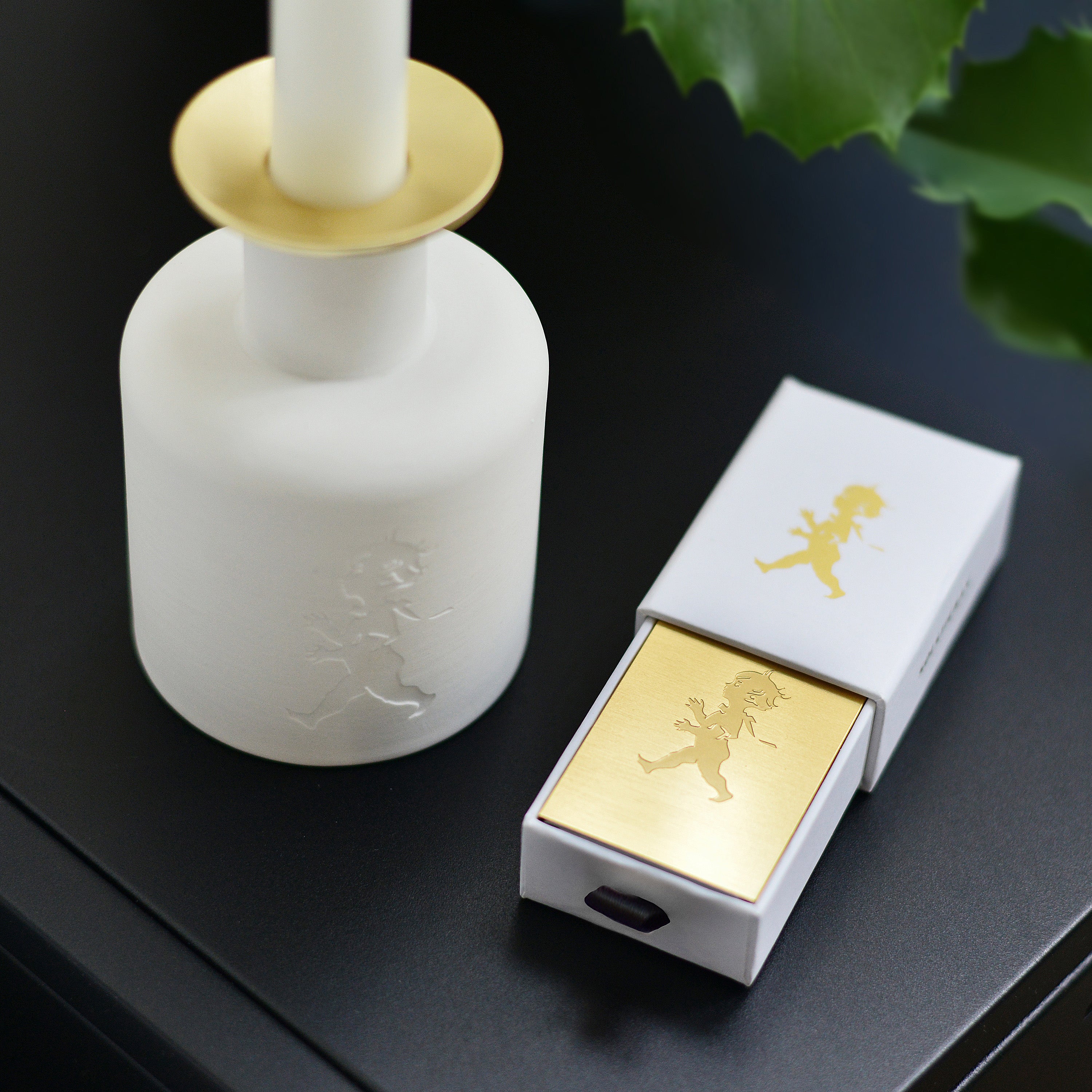 Tändsticksfodral Solstickan guld