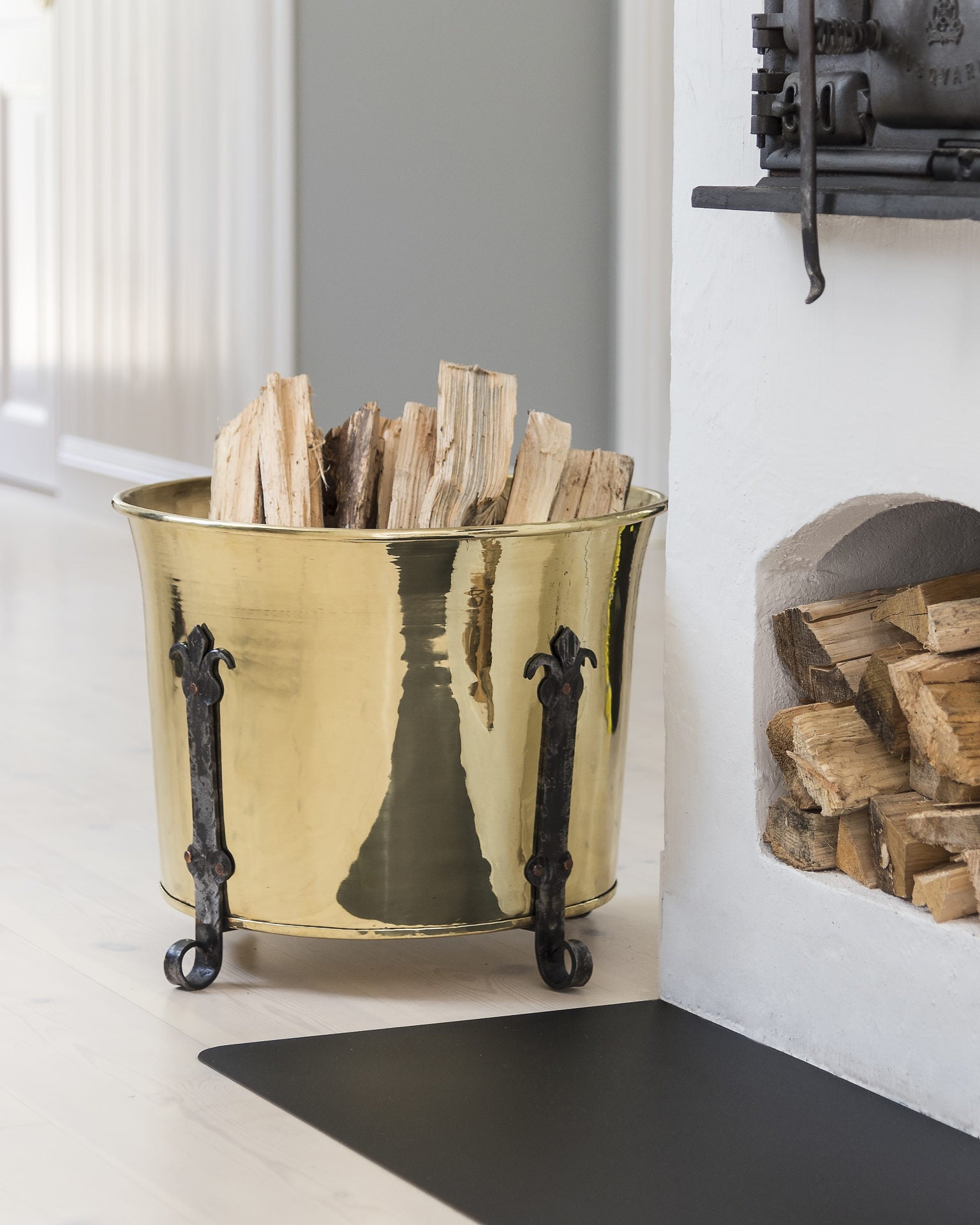 Vedgryta Saga Mässing